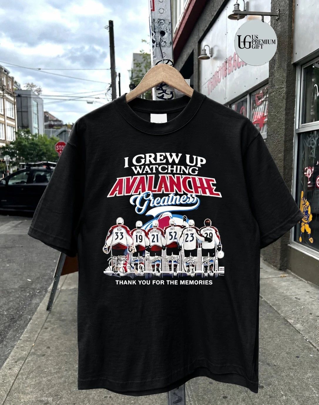 I grew up watching Colorado Avalanche Greatness Thank You For The Memories 2026 graphic shirt