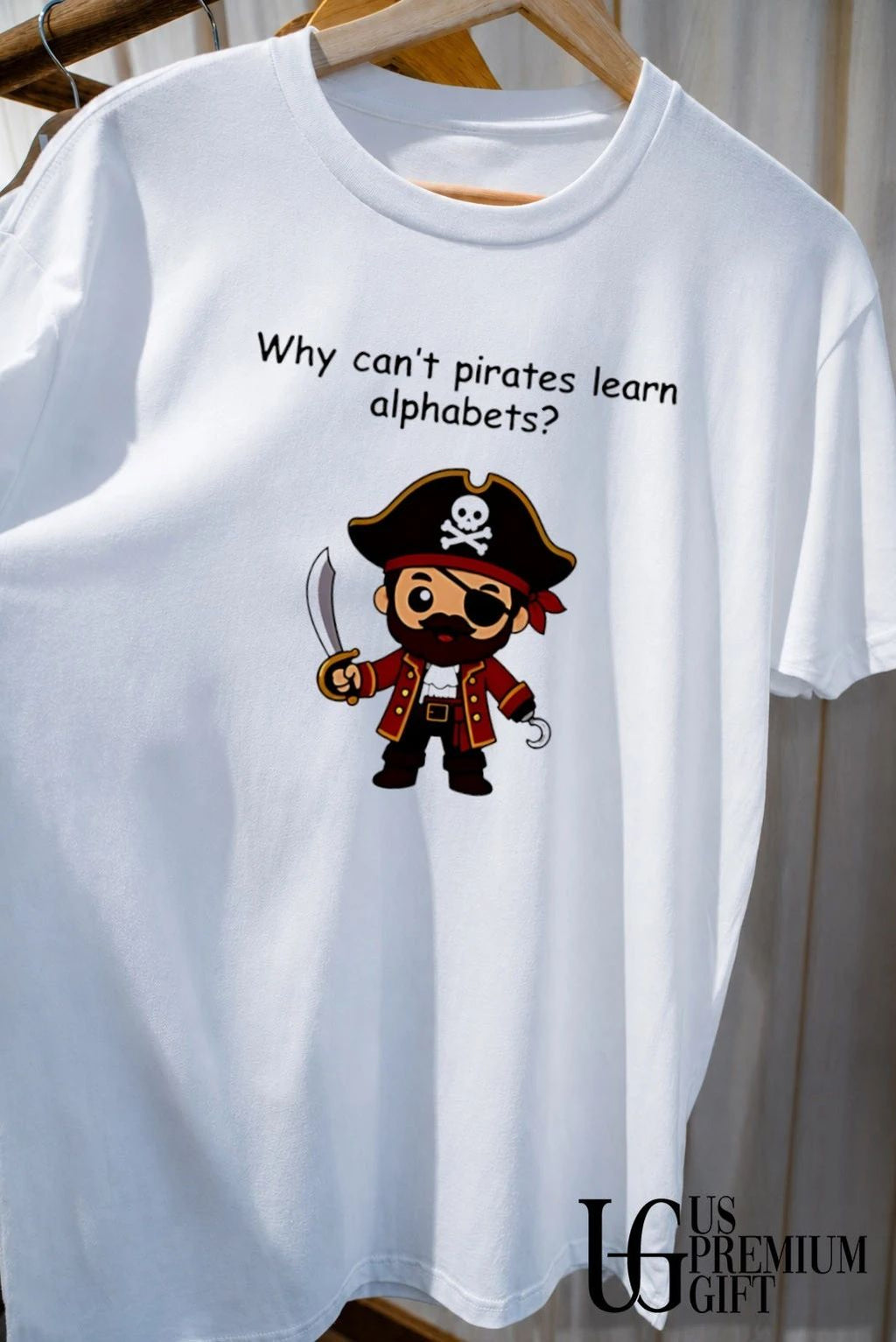 Why can’t pirates learn alphabets cute pirate cartoon shirt