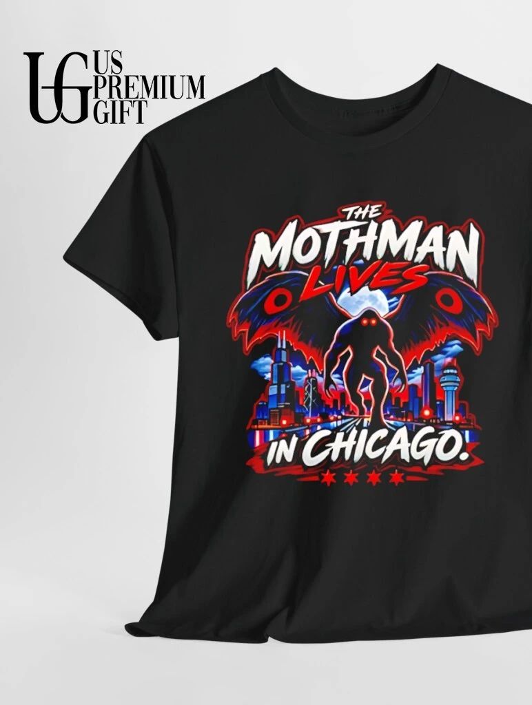 The Mothman lives in Chicago shirt