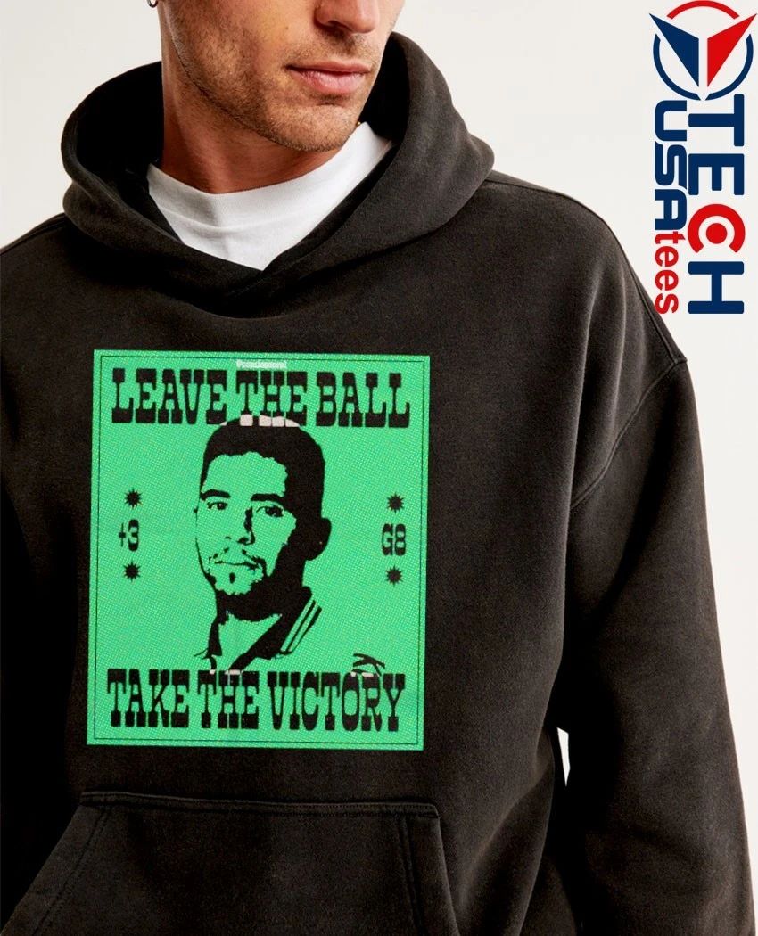 Leave the ball and take the victory shirt