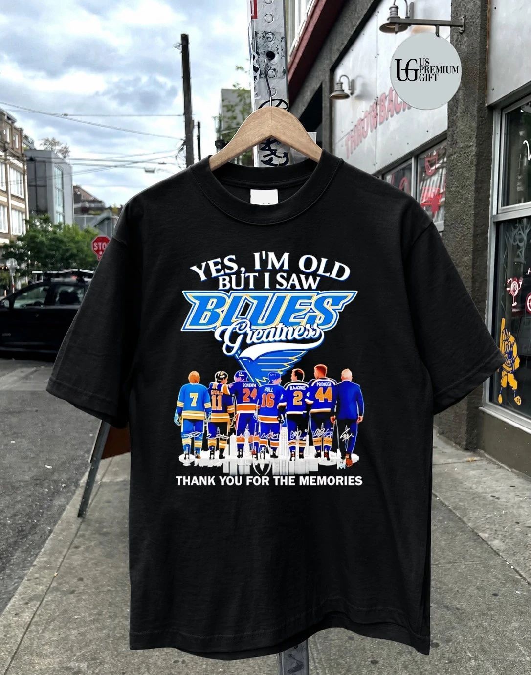 St. Louis Blues hockey yes I’m old but I saw Blues Greatness thank you for the memories signature shirt