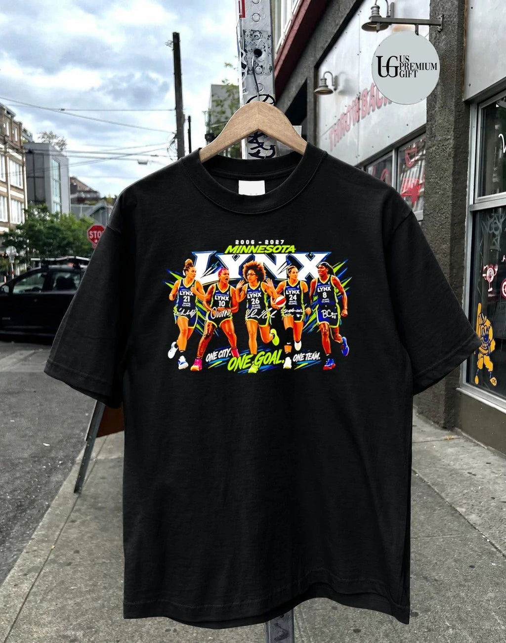 Minnesota Lynx 2006-2027 One City One Goal One Team signature shirt