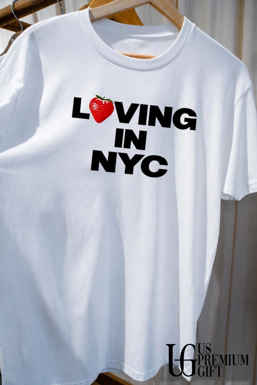 Olivia Dean Loving in NYC New York City shirt