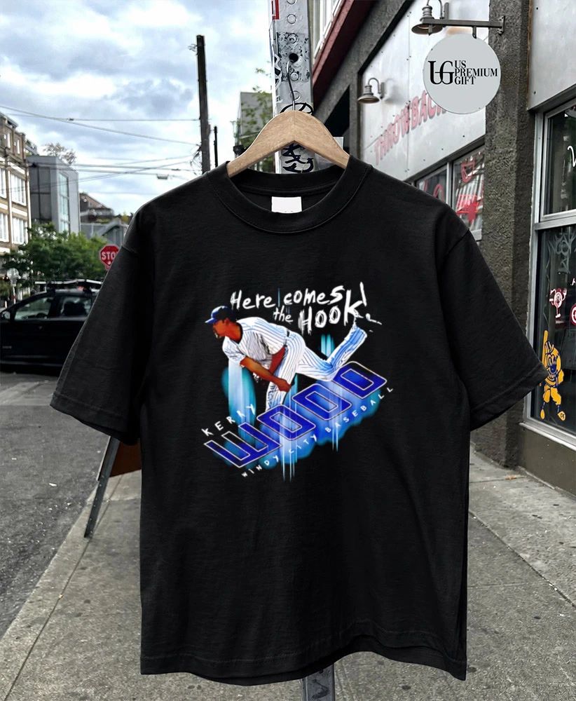 Here Comes The Hook Windy City Baseball Kerry Wood Pitcher Throwing Ball shirt