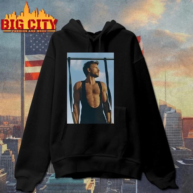 Jonathan Bailey People’s Sexiest Man Alive Pic Shirt