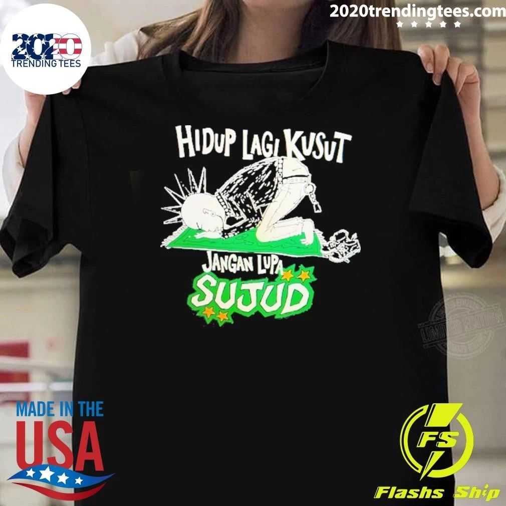 Hidup Lagi Kusut Jangan Lupa Sujud Punk Shirt